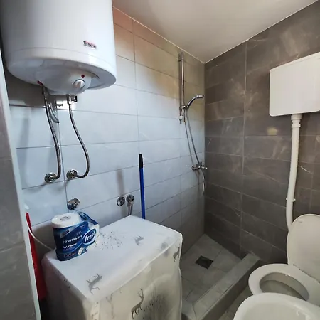 Apartman Lala *