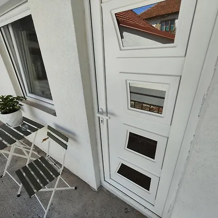 Apartman Lala Apartment